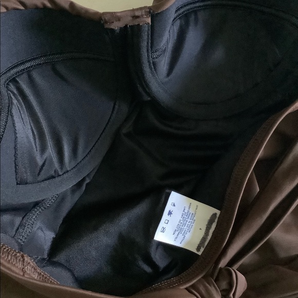 Lands end new size 4 bandeau swimsuit - Picture 3 of 3